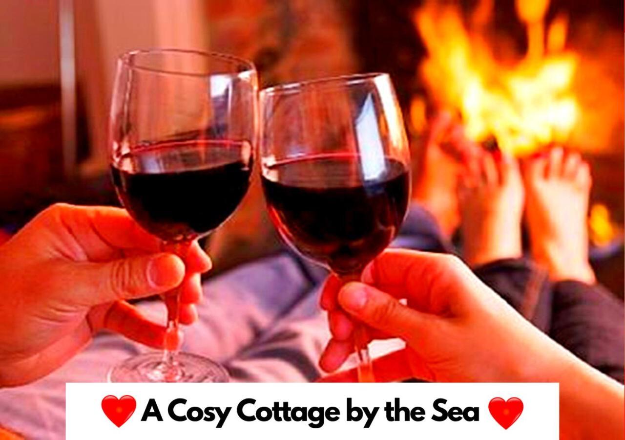 Romantic Lakeside Cottage By The Beach! With Super Cosy Log Burner! The Perfect Escape To Your Home From Home By The Sea! So Relaxing - You Won'T Want To Leave! Pet Friendly! Мейблторп Экстерьер фото