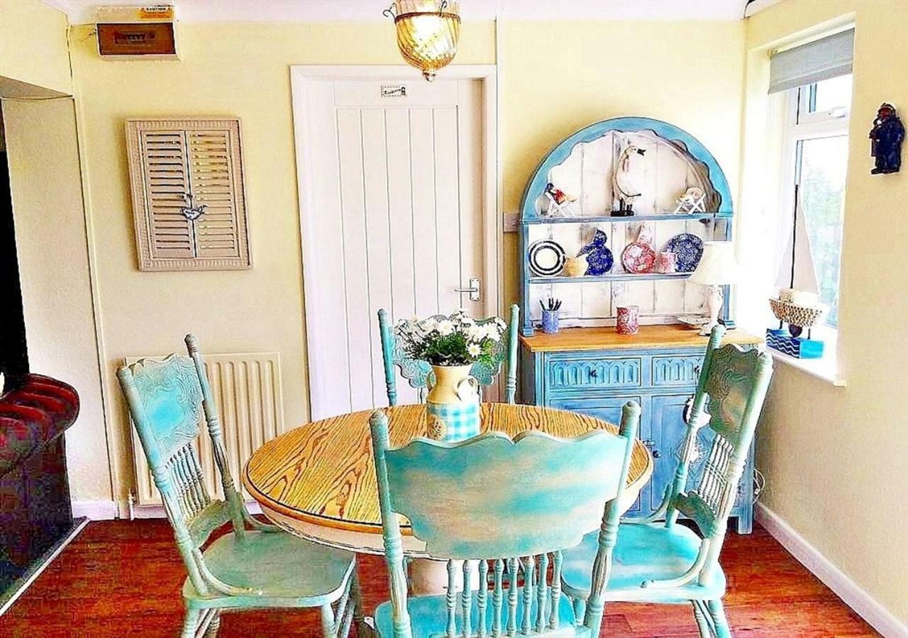 Romantic Lakeside Cottage By The Beach! With Super Cosy Log Burner! The Perfect Escape To Your Home From Home By The Sea! So Relaxing - You Won'T Want To Leave! Pet Friendly! Мейблторп Экстерьер фото